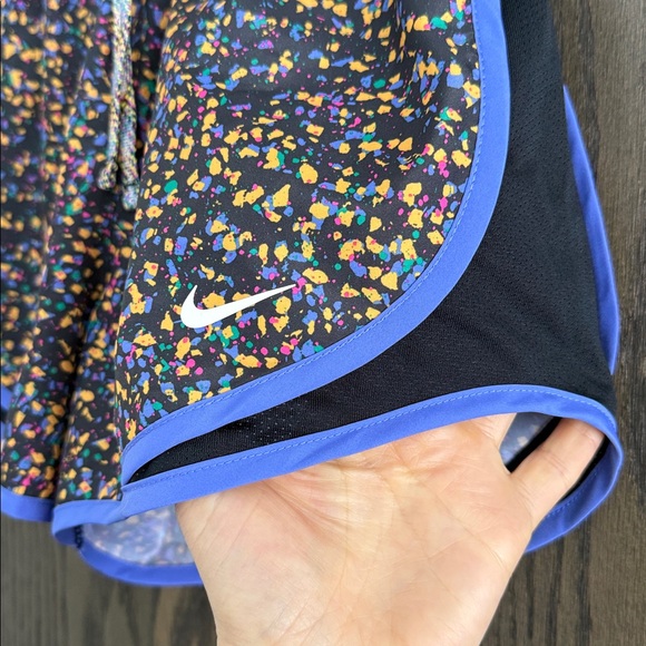 Nike • Running Track Short - Picture 3 of 4